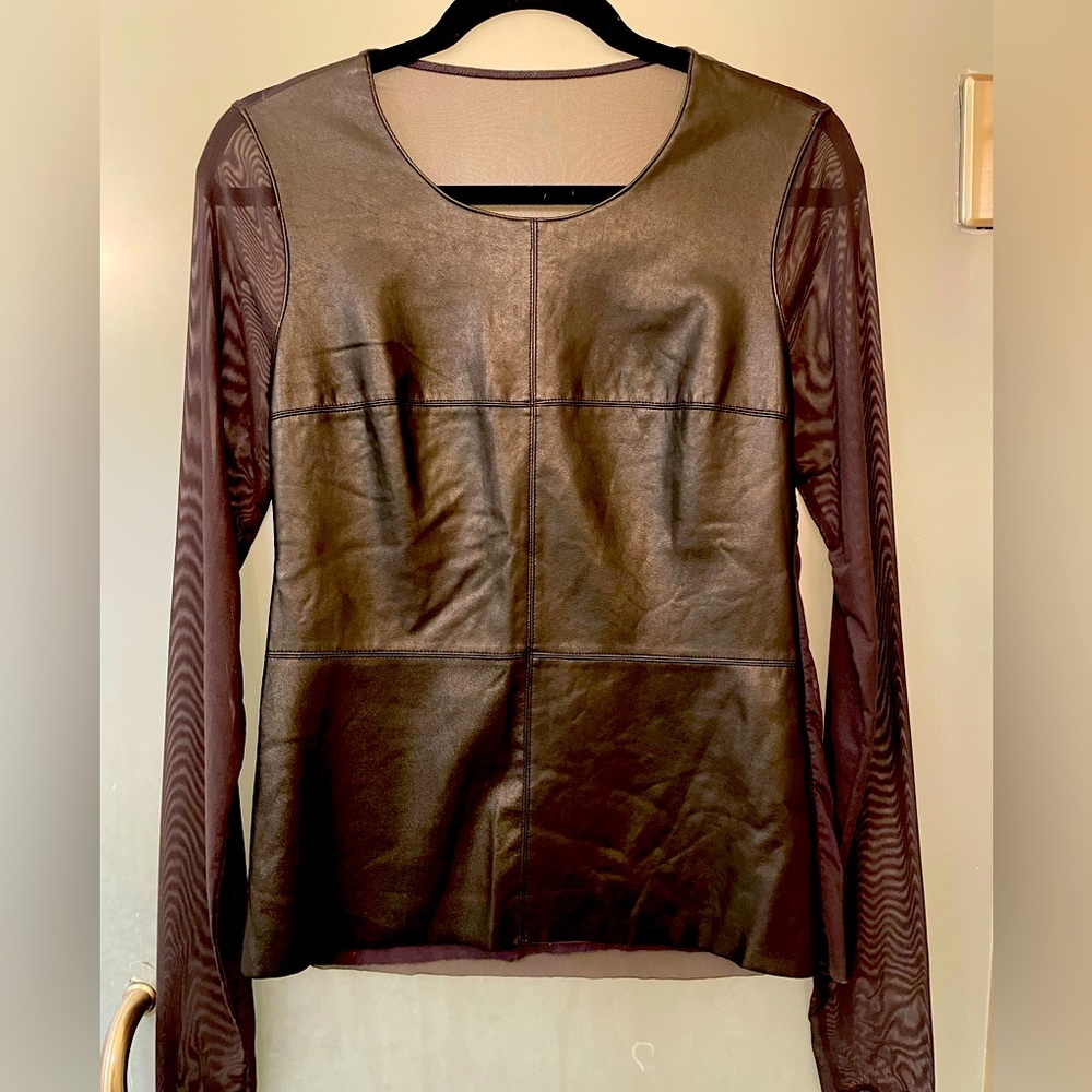 Stunning Bailey 44 Top!